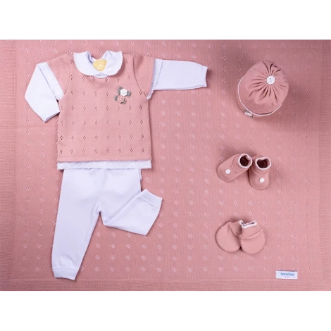 Saida de Maternidade Feminino - Fotos detalhe itens - Rosê com Branco